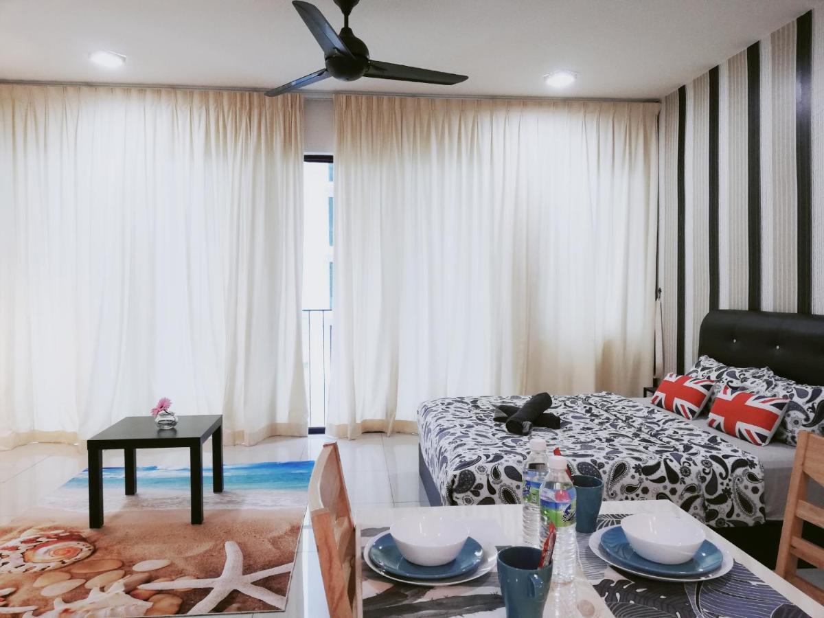 Peanut Butter Homestay - Trefoil Setia Alam Shah Alam Exterior foto