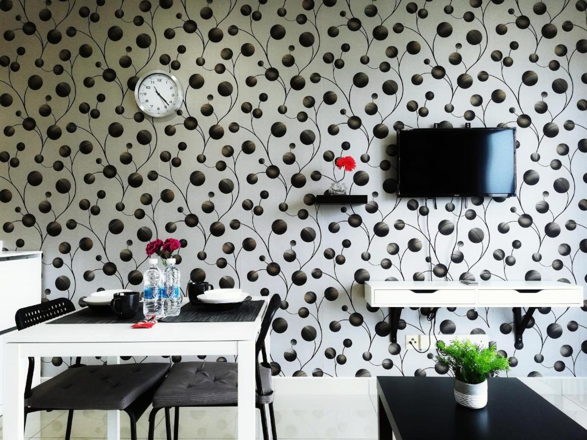 Peanut Butter Homestay - Trefoil Setia Alam Shah Alam Exterior foto