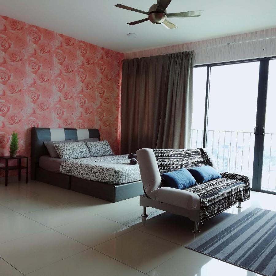 Peanut Butter Homestay - Trefoil Setia Alam Shah Alam Exterior foto